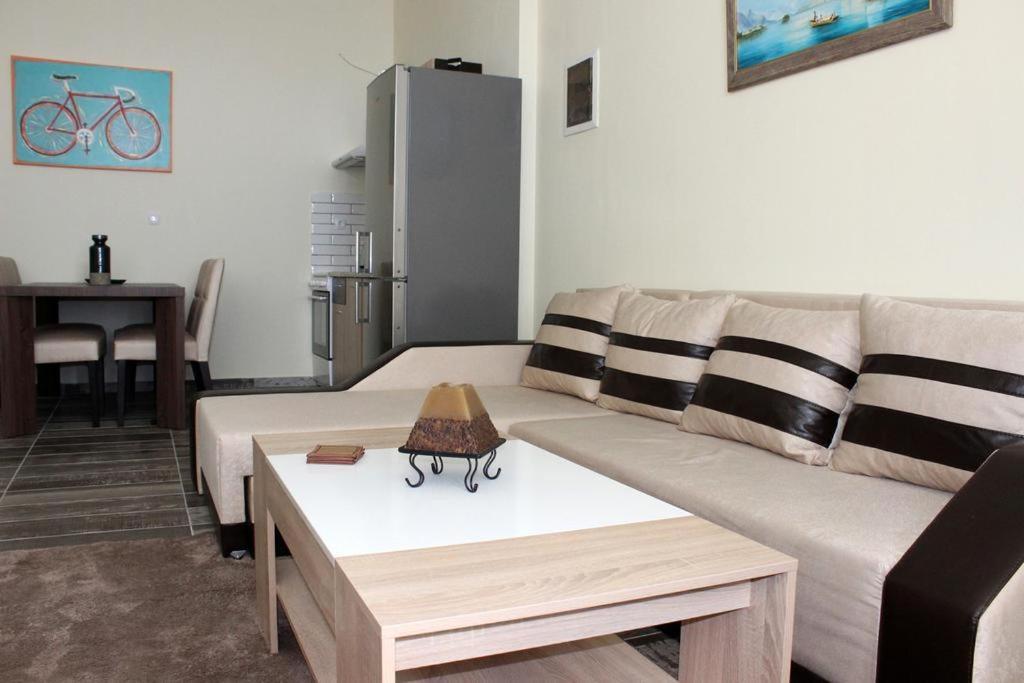 Globy Seaview Apartments Kavala Exteriör bild